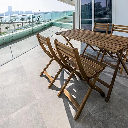 Azizi Mina The Palm, Free Beach And Pool Access Dubai Exterior photo
