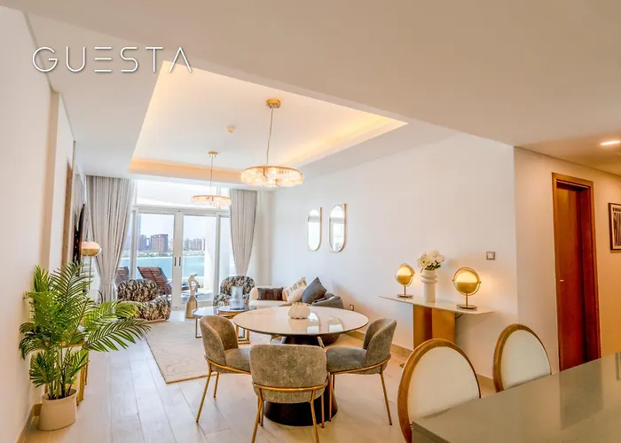 Azizi Mina The Palm, Free Beach And Pool Access