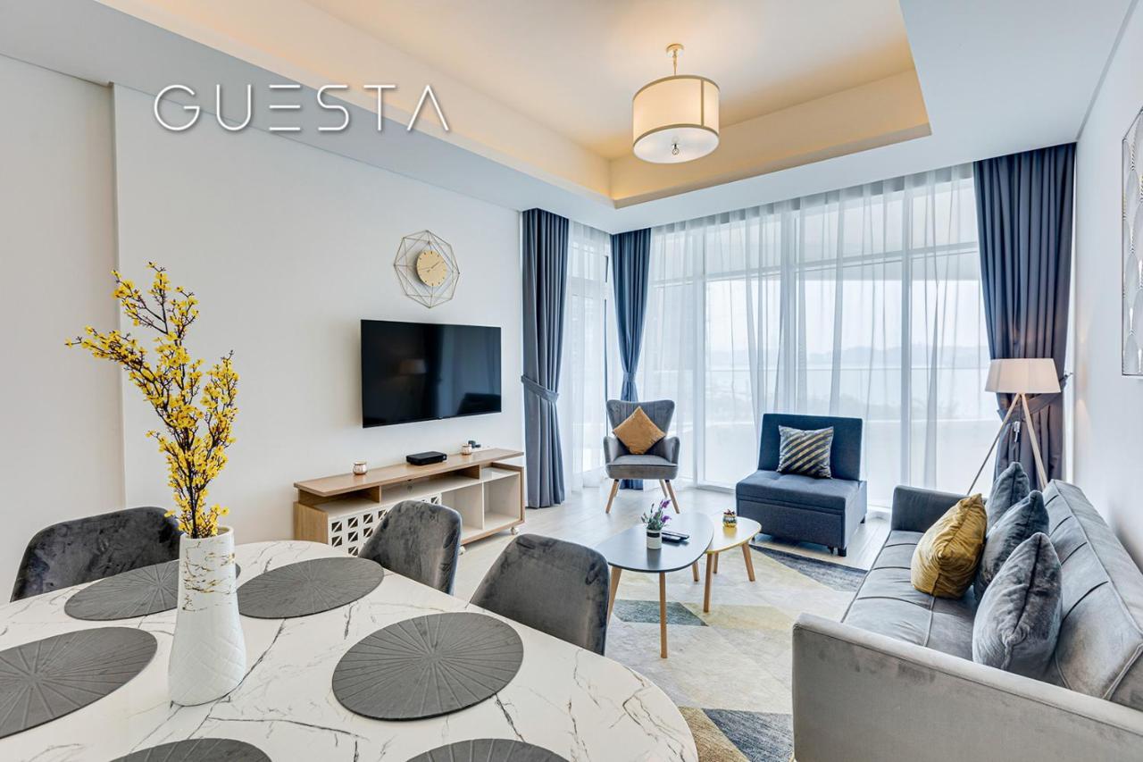 Azizi Mina The Palm, Free And Pool Access Apartment