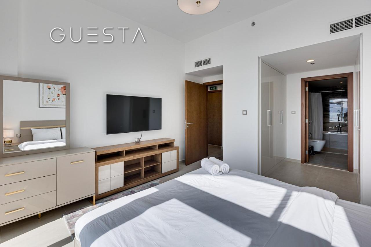 Apartment Azizi Mina The Palm, Free And Pool Access *