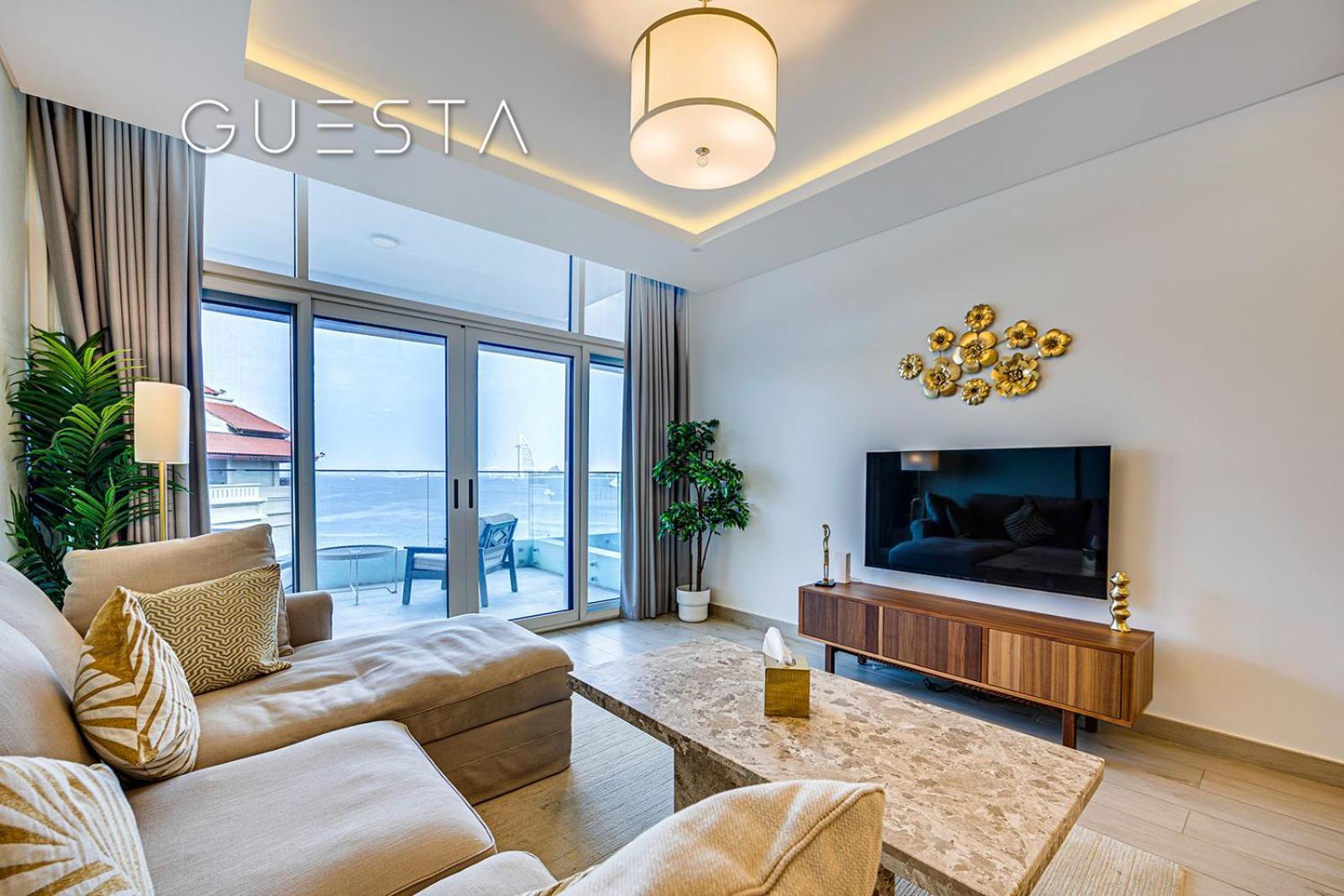 Azizi Mina The Palm, Free And Pool Access * Dubai
