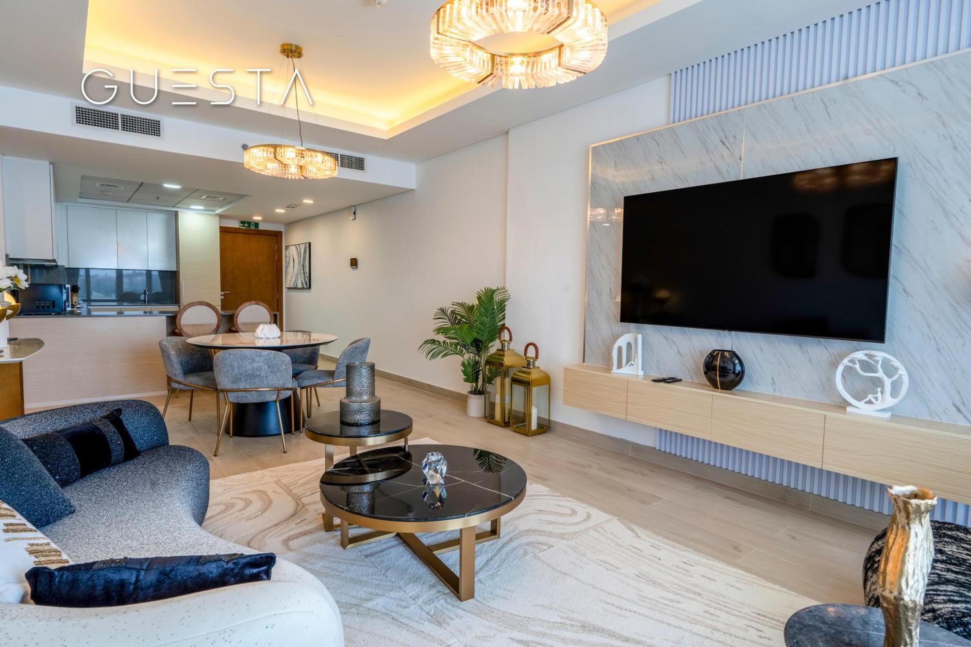 Azizi Mina The Palm, Free And Pool Access * Dubai
