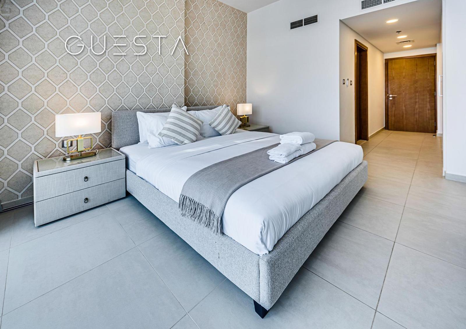 Azizi Mina The Palm, Free And Pool Access * Dubai