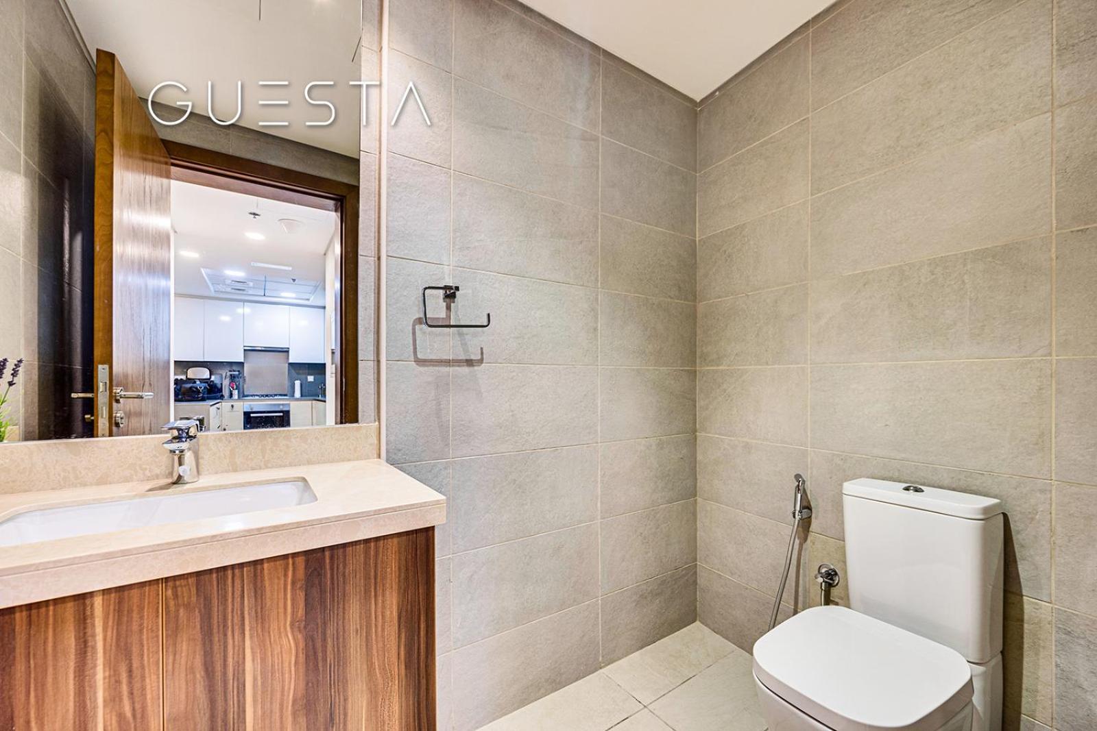 Azizi Mina The Palm, Free And Pool Access Apartment *
